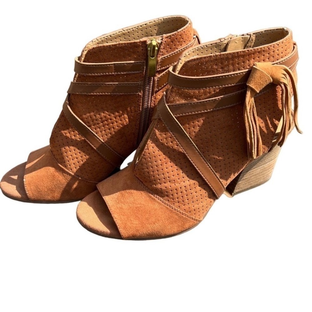 FRANCO SARTO Fina2 Peep Toe Suede Ankle Boot Cognac Sz 7.5 EUC